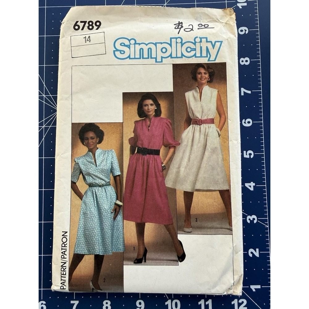 Simplicity Pattern 6789 Misses' Easy To Sew Pullover Dress Size 14 Uncut FF